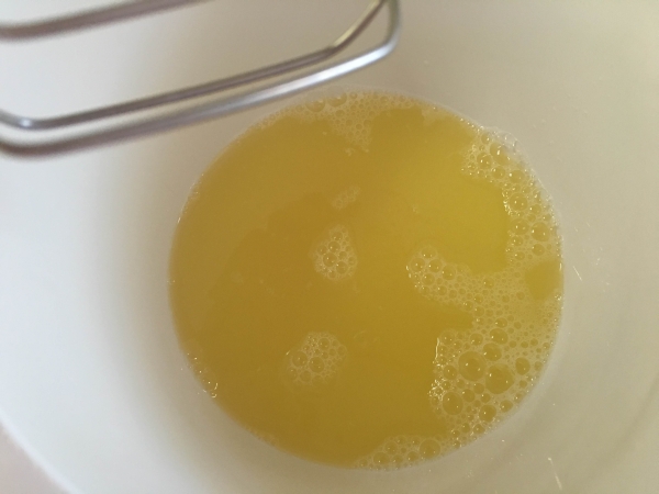 02. Claras para la mousse de chocolate y coco en blog de recetas fitness y blog de fitness para mujeres