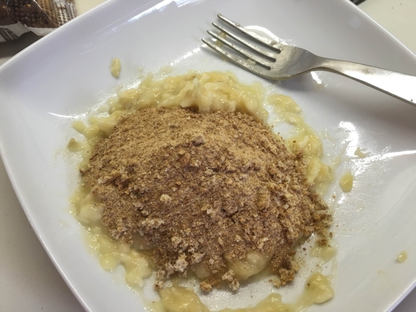 05. Pan rallado y platano para los bombones de chocolate en blog de recetas fitness y blog de fitness para mujeres