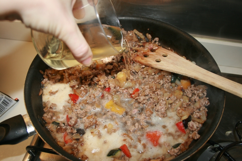 06. El vino de los pimientos rellenos