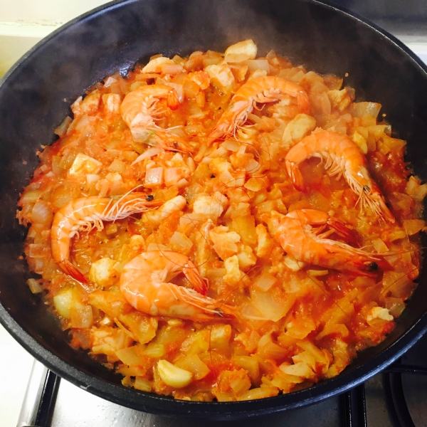 07. gambas en la paella fit de bacalao en blog de recetas fitness y blog de fitness para mujeres