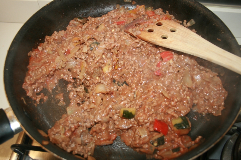 09. El tomate envlos pimientos rellenos