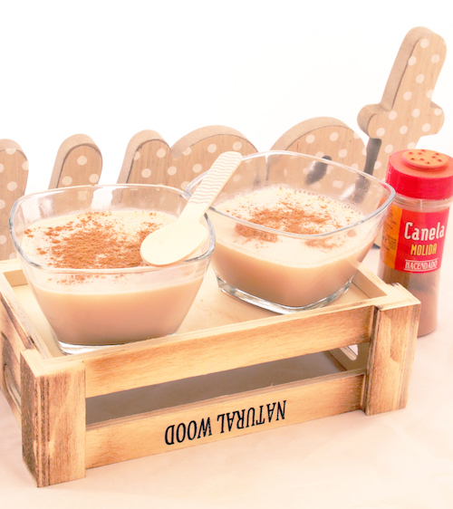 Bodegon con Semifrio de almendras y vainilla proteico para tu blog de recetas fitness y blog de fitness para mujeres